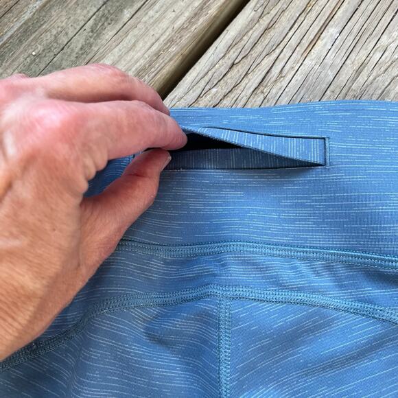 Outdoor Voices Women's Blue Colorblock Cropped Leggings Size XS - Picture 4 of 5